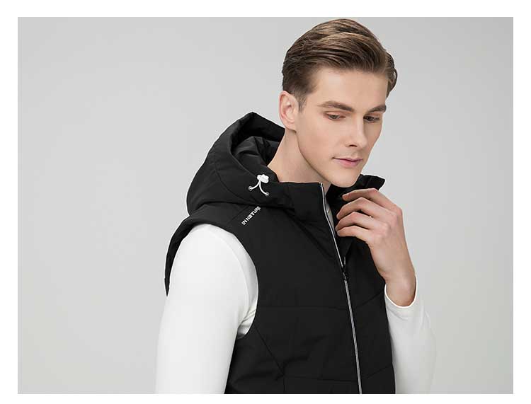 012271-连帽马甲-详情-模特_05